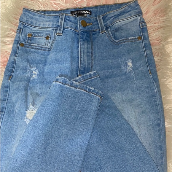 💙🦋fashion nova jeans🦋💙 - Picture 5 of 11